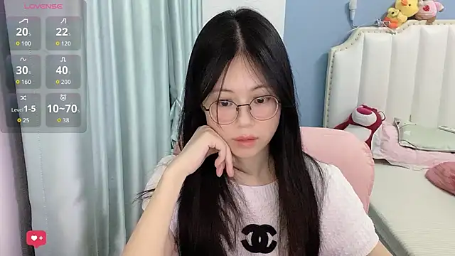 Luna-666 online show from June 26, 11:49 am