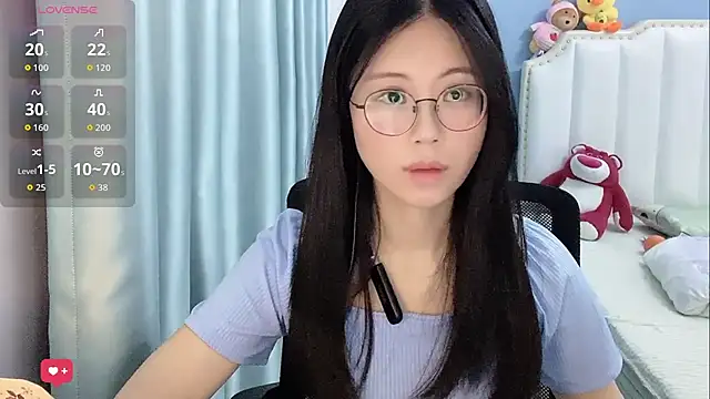 Luna-666 online show from May 5, 3:26 pm