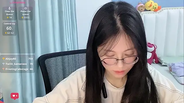Luna-666 online show from May 9, 7:39 pm