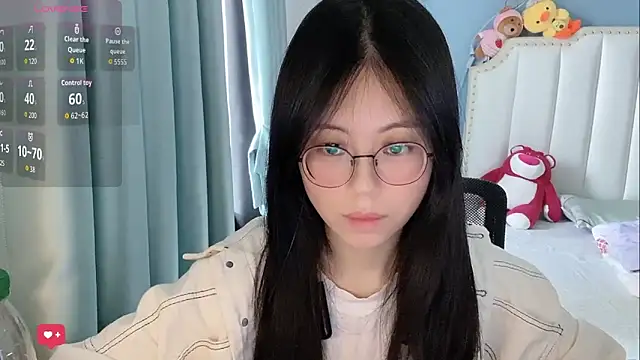 Luna-666 online show from May 9, 7:34 am