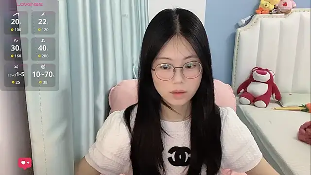 Luna-666 online show from June 2, 1:55 pm