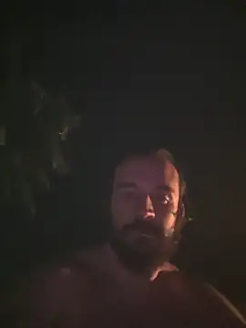 Snapshot of Jaylovski96 chatting on May 28, 6:54 am Jaylovski96 online show from May 28, 6:54 am