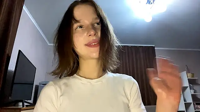 asunasue online show from April 28, 11:42 pm