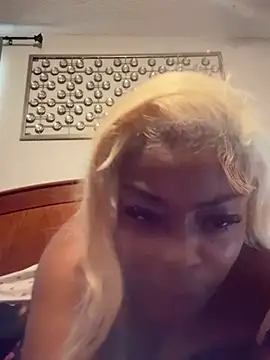 niketechfreak online show from April 27, 3:10 pm