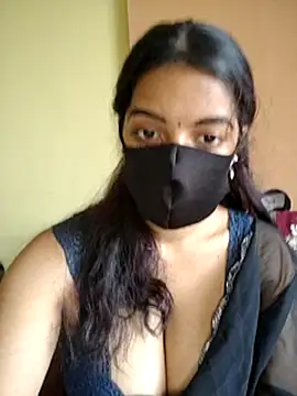vanika2000 online show from May 18, 6:07 am