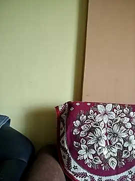 vanika2000 online show from June 2, 3:28 am