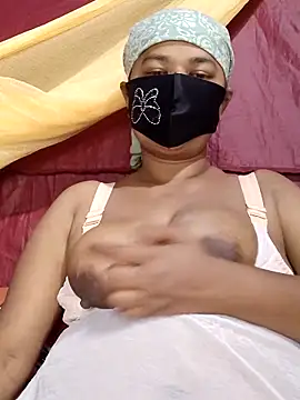 Gulapi N online show from April 26, 3:53 pm