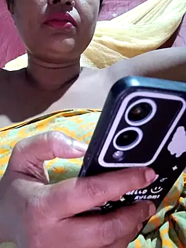 Snapshot of Gulapi_N chatting on May 23, 5:01 pm Gulapi N online show from May 23, 5:01 pm