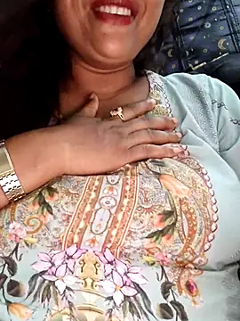 Gulapi N online show from July 12, 9:43 am