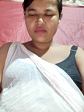 Snapshot of Gulapi_N chatting on June 3, 2:33 pm Gulapi N online show from June 3, 2:33 pm