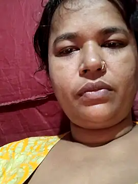 Snapshot of Gulapi_N chatting on May 25, 3:33 pm Gulapi N online show from May 25, 3:33 pm