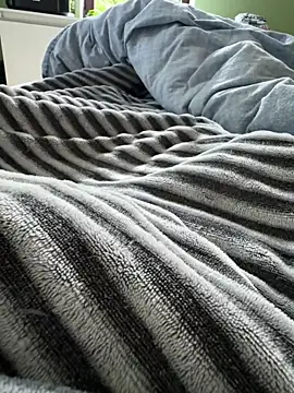 Pornhup27 online show from April 29, 5:06 pm