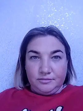 MiyaOlliver online show from April 26, 3:31 pm