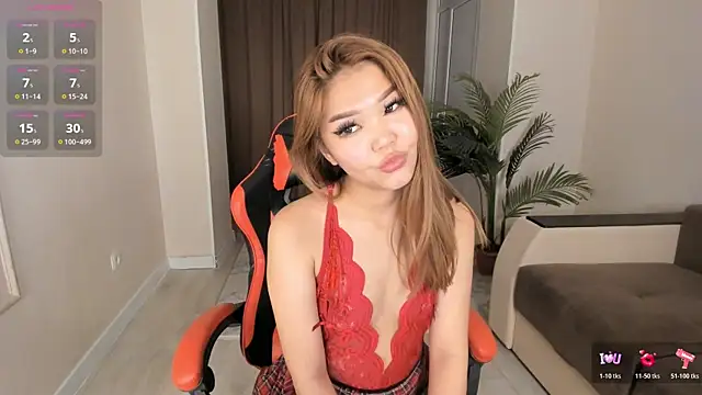 Yun le online show from June 15, 3:12 pm