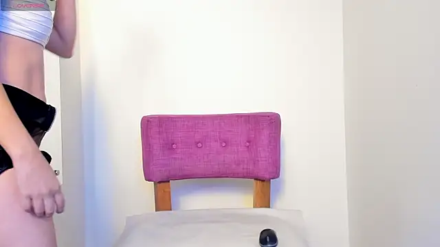 ALICEBLOOOM online show from April 30, 12:12 pm