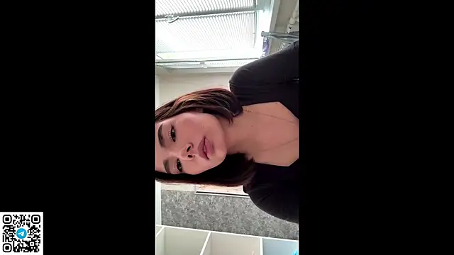 MarylnMonnier online show from May 28, 7:05 am