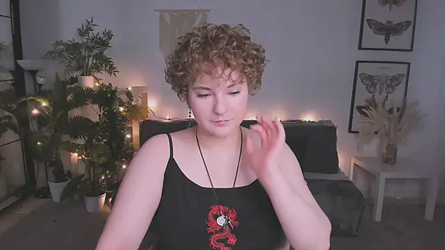 MelittaStorrie online show from June 16, 11:21 am