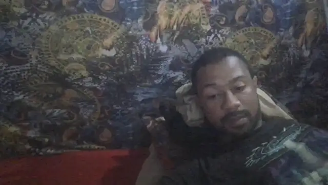 Snapshot of Jeielpaixao chatting on July 17, 7:55 pm Jeielpaixao online show from July 17, 7:55 pm
