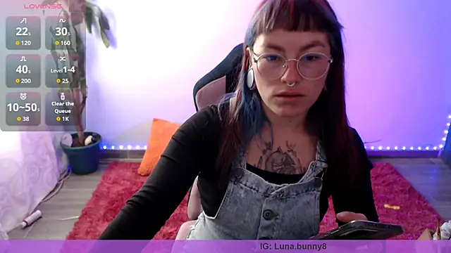Nyxie8 online show from May 25, 8:07 pm
