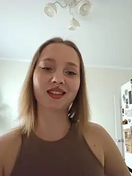 ooopsitscandy online show from May 24, 3:45 pm