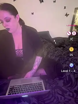 Snapshot of tacyeannxo chatting on July 29, 12:21 am tacyeannxo online show from July 29, 12:21 am