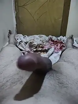 TootedFreezing online show from July 28, 8:52 pm