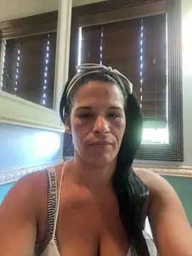 Snapshot of Vanessa_Valentine chatting on April 28, 1:59 pm Vanessa Valentine online show from April 28, 1:59 pm