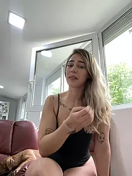 ZenyShy online show from May 13, 9:27 am