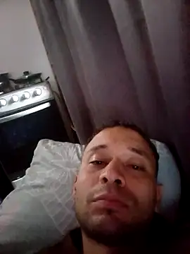 liz0717 online show from April 26, 10:40 pm