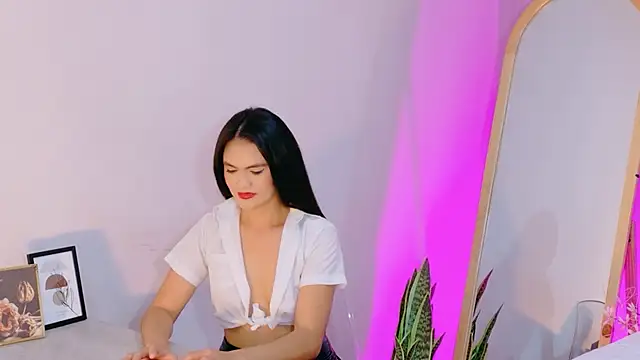 AngelySantoss online show from June 7, 11:04 am