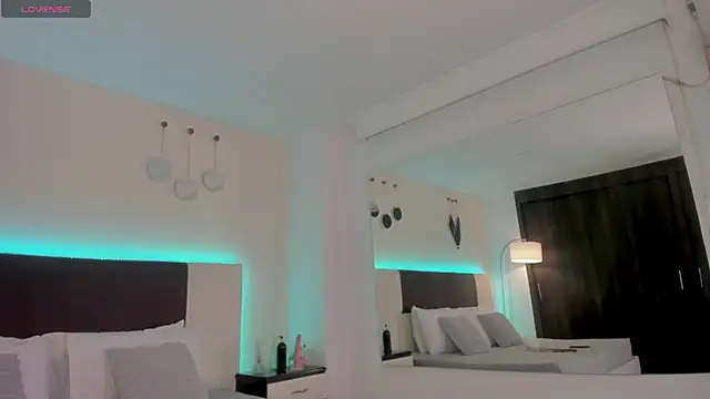 Sky Loren online show from May 9, 2:04 am