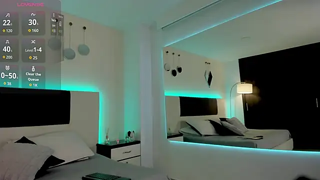 Sky Loren online show from May 29, 3:34 am