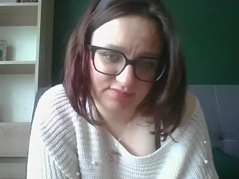 sensual paris online show from May 5, 5:32 am