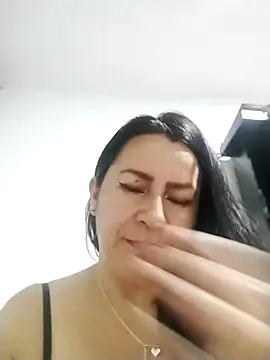 HelenNovoa online show from June 13, 11:45 pm