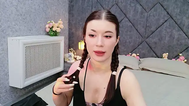Snapshot of Gina_lima chatting on June 1, 8:30 pm Gina lima online show from June 1, 8:30 pm