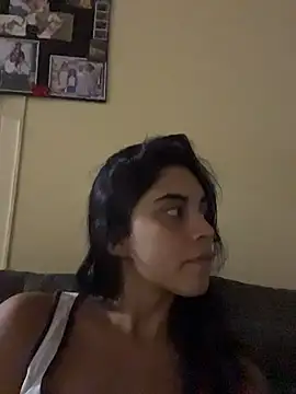 mia moonna online show from August 7, 12:49 am
