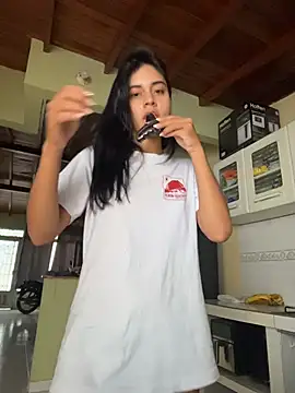 mia moonna online show from May 29, 12:22 pm