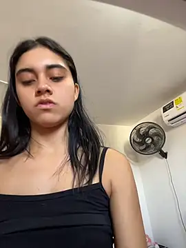 mia moonna online show from July 13, 12:37 pm