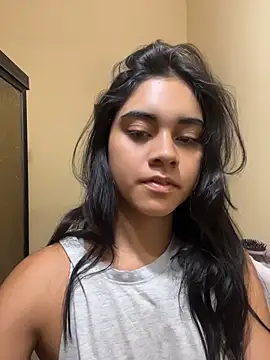 mia moonna online show from August 5, 12:32 pm