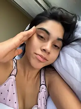 mia moonna online show from June 30, 11:32 am
