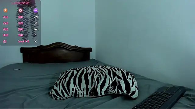 liammendoza98 online show from June 28, 4:52 am