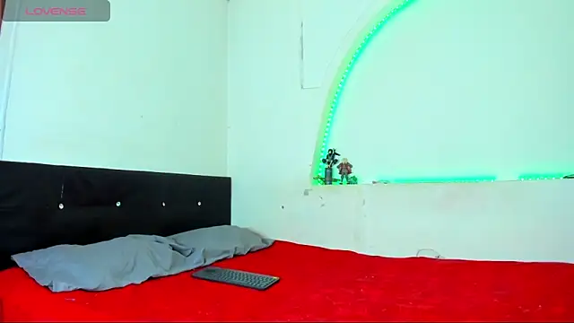 liammendoza98 online show from May 25, 1:10 pm