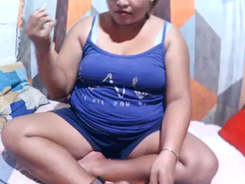 Snapshot of wetty_mitchxx chatting on May 13, 12:23 pm wetty mitchxx online show from May 13, 12:23 pm