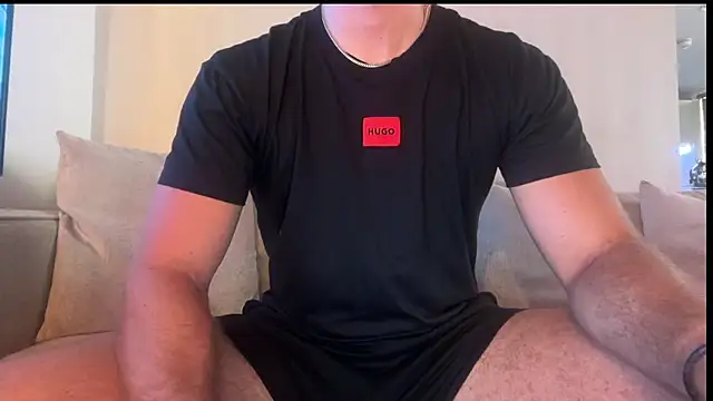 Snapshot of gymshrk chatting on July 11, 5:19 am gymshrk online show from July 11, 5:19 am