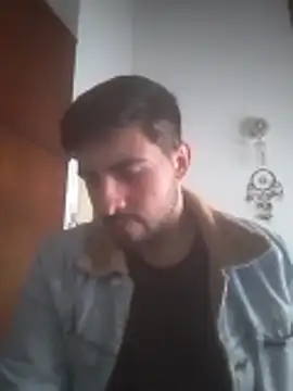 Elvismaximo online show from May 11, 2:45 pm