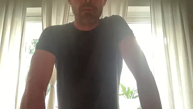 Riccardo86xx online show from May 22, 3:59 am