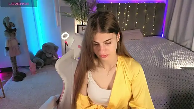 Dayana Mood online show from June 2, 6:35 am