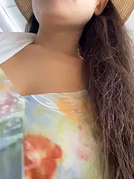 xiaochengzi505 online show from June 28, 1:34 am