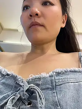 xiaochengzi505 online show from July 25, 2:01 pm