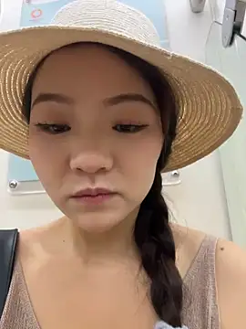 xiaochengzi505 online show from July 20, 1:46 am